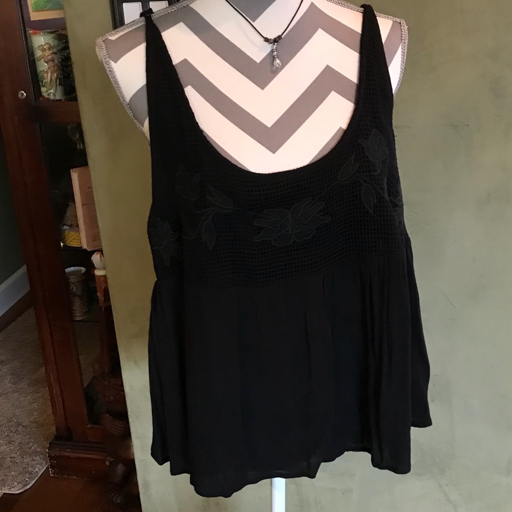 ✅Black strappy blouse - Picture 9 of 15